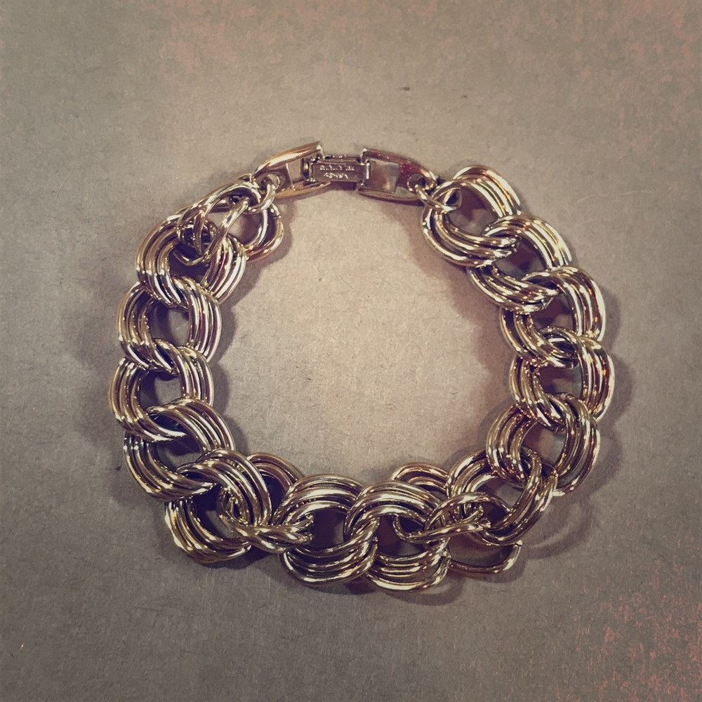 SIGNED Vintage Napier Gold Tone Link Bracelet